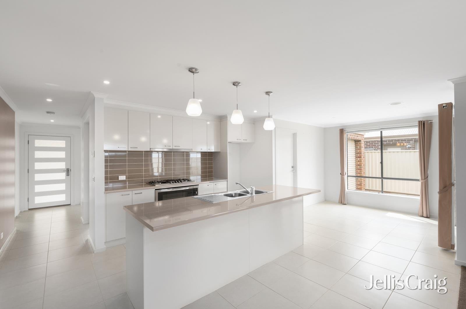 25 Chifley Drive, Delacombe image 3