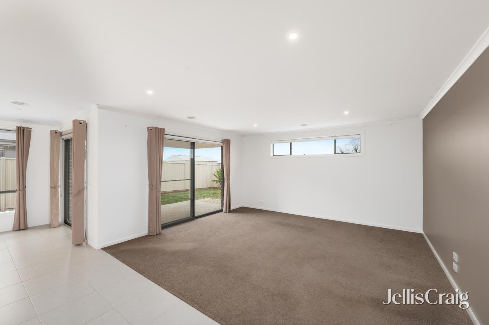 25 Chifley Drive, Delacombe image 4