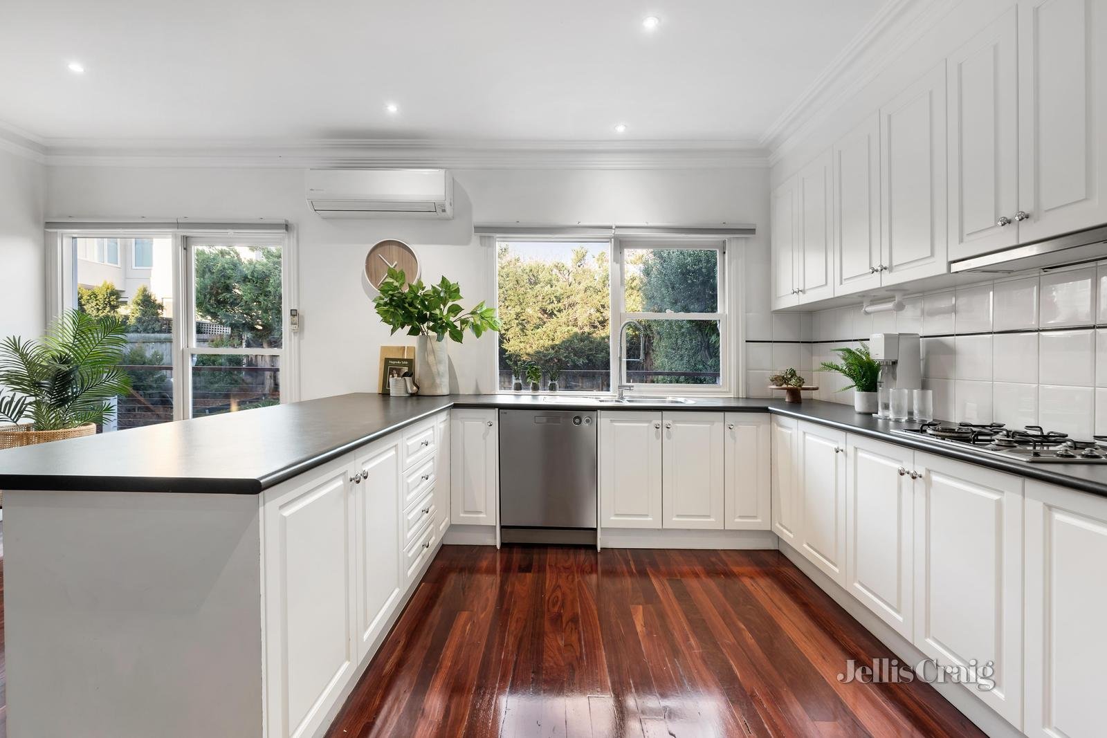 25 Clydesdale Street, Box Hill image 7