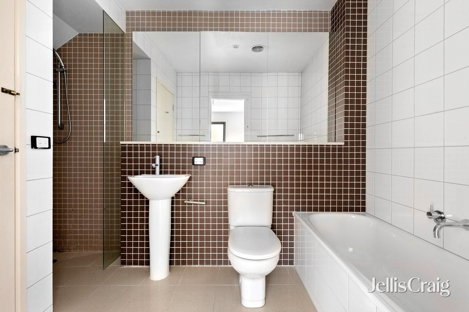2/5 Cobden Street, North Melbourne image 10