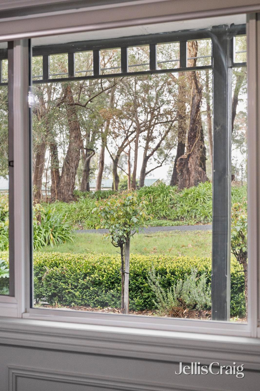 25 Corbetts Road, Launching Place image 11
