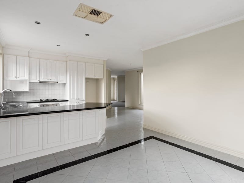 Property Gallery Thumbnail 3