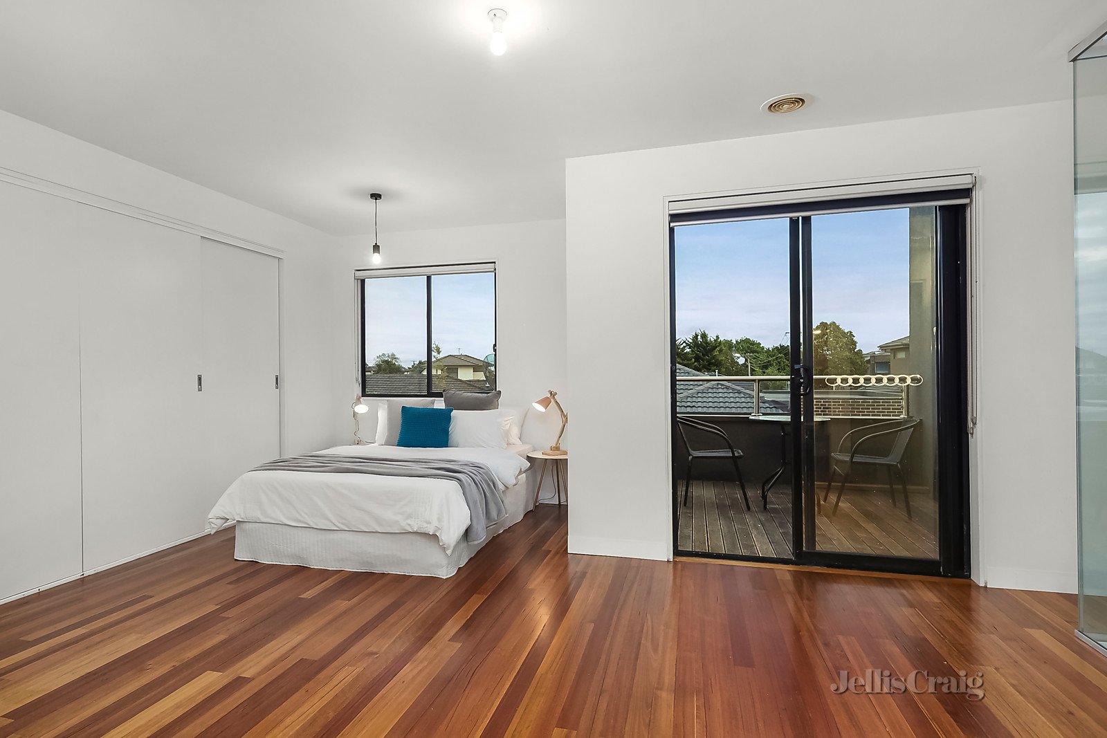 2/5 Cremorne Street, Braybrook image 6