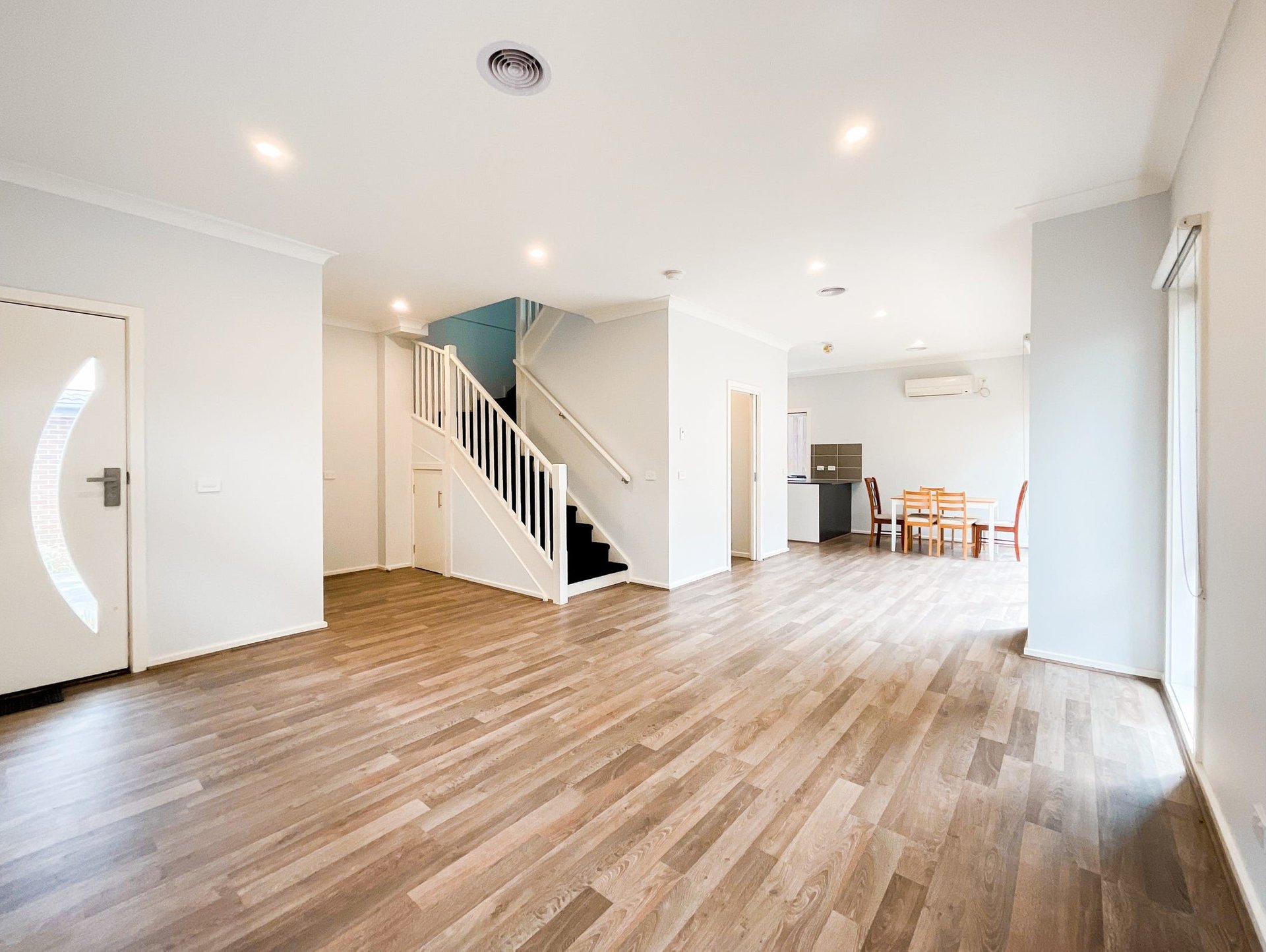 2/5 Cumming Street, Burwood image 4