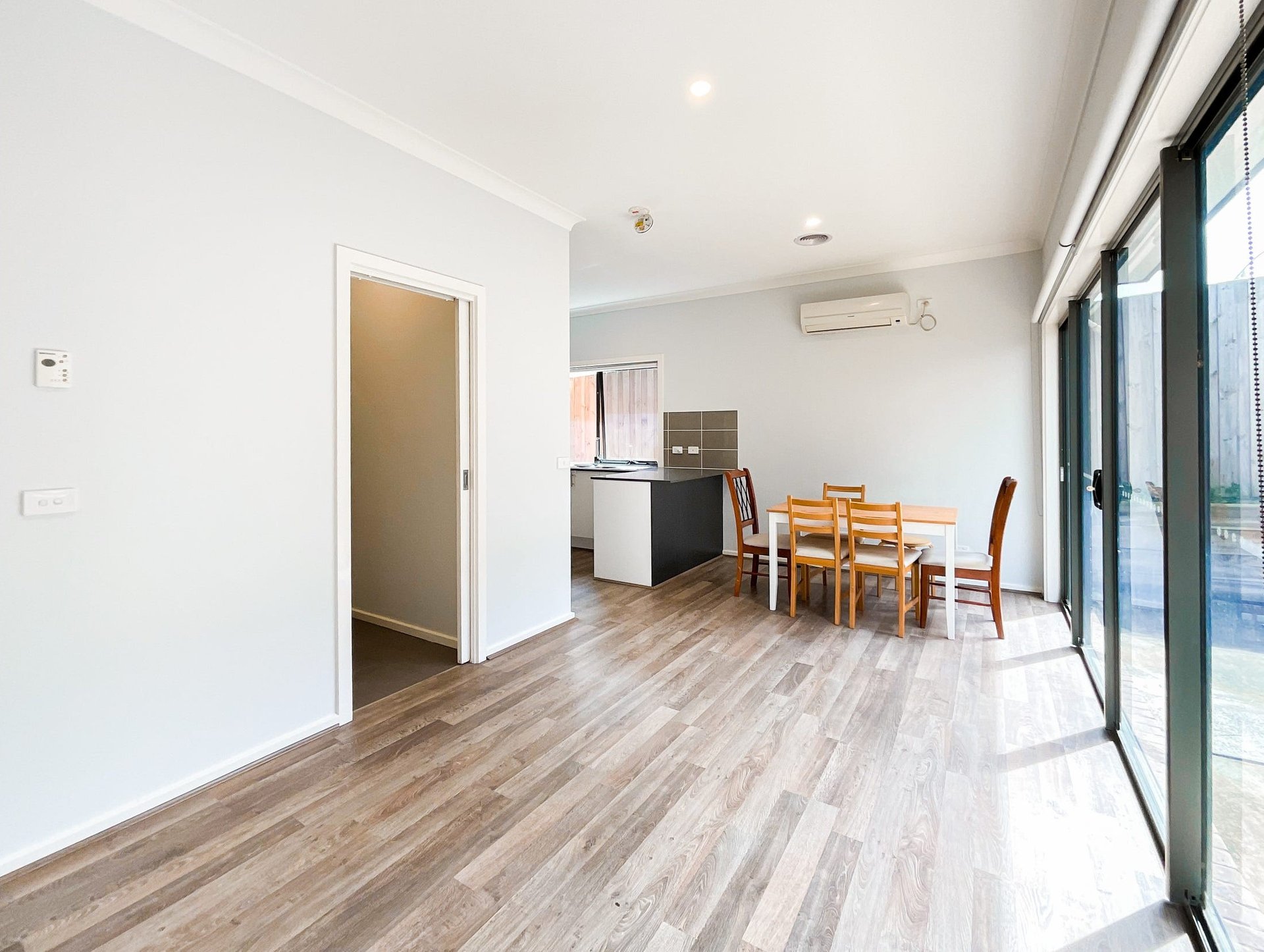 2/5 Cumming Street, Burwood image 5