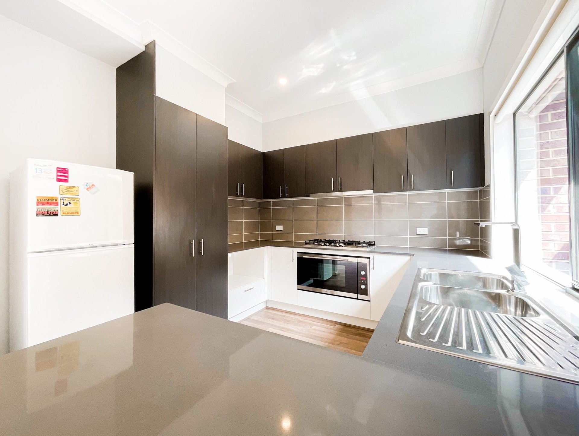 2/5 Cumming Street, Burwood image 2