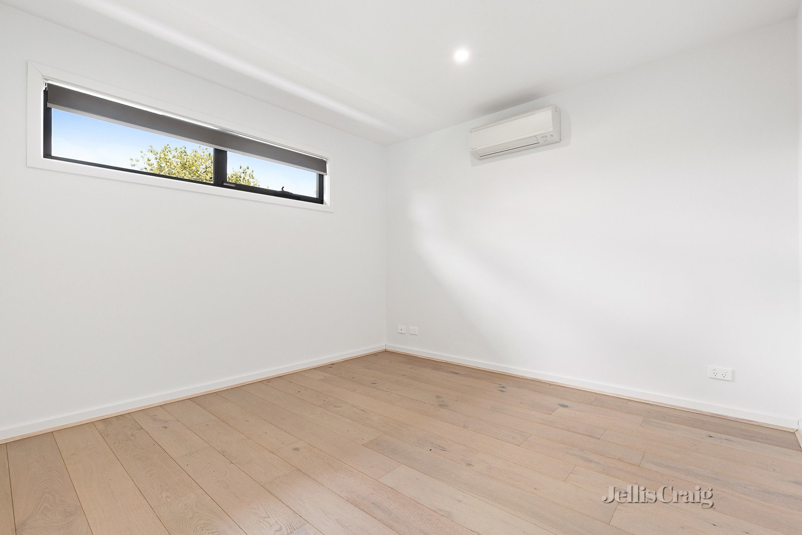 2/5 Curzon Street, Ivanhoe image 5