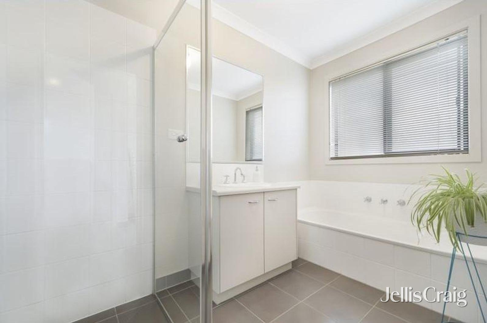 25 Deakin Drive, Delacombe image 10