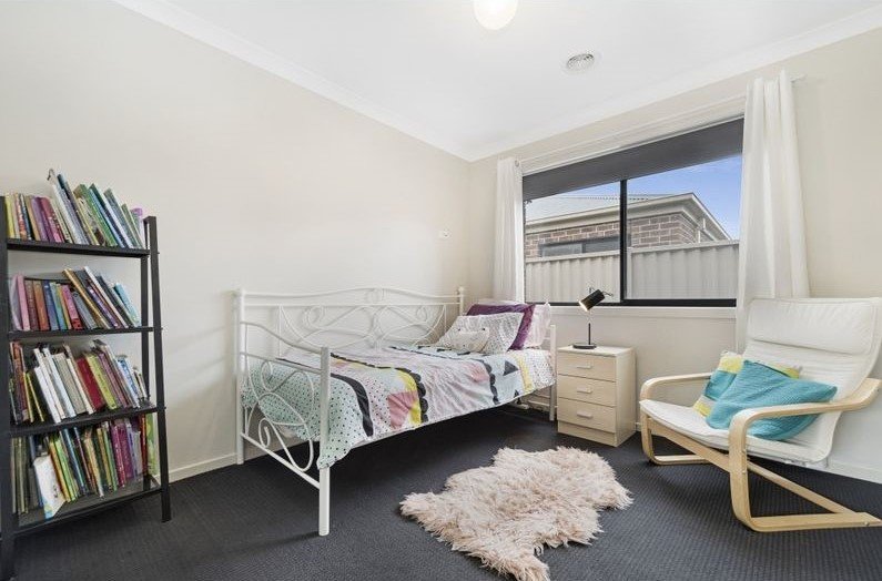 25 Deakin Drive, Delacombe image 8