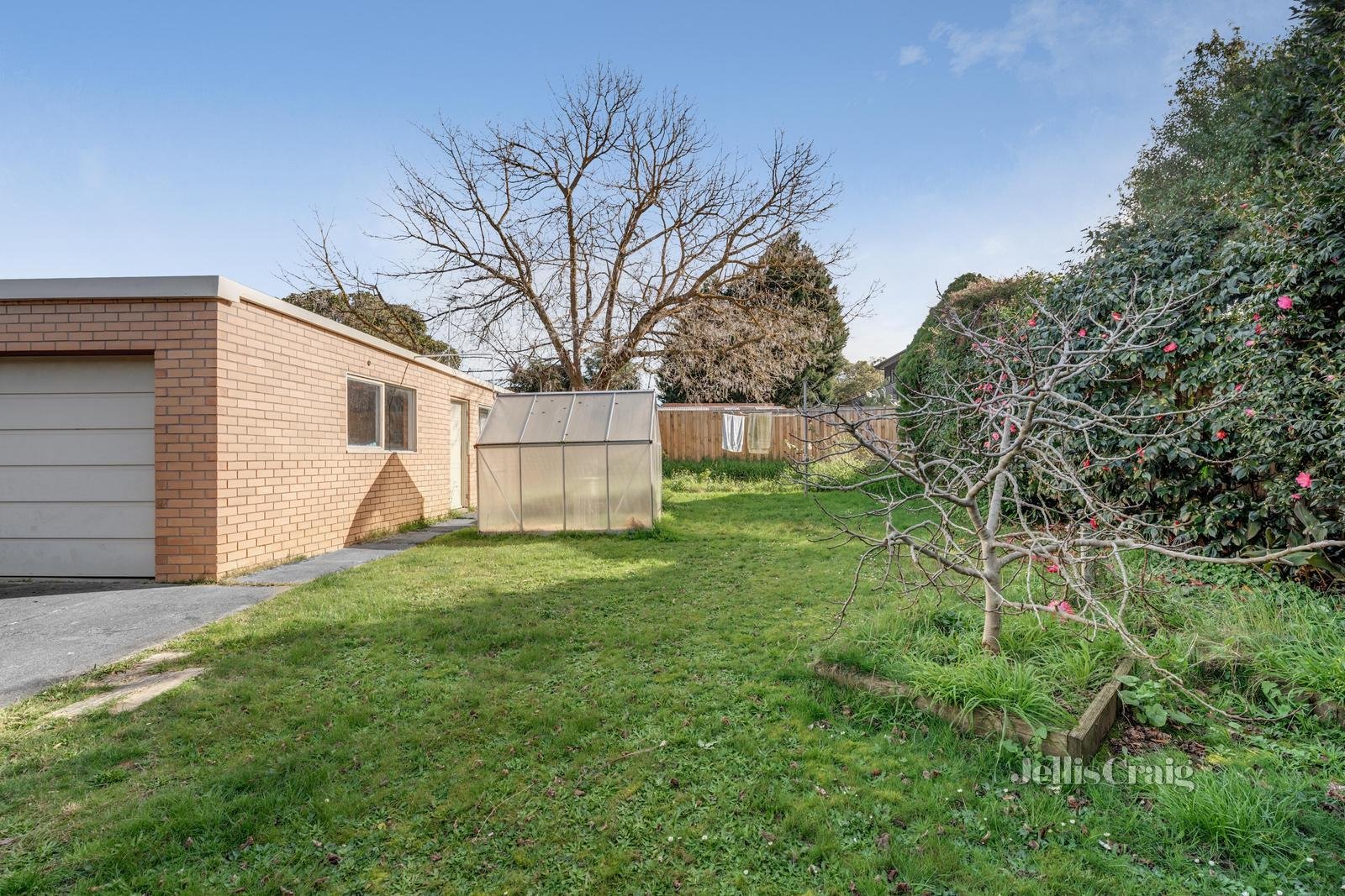 25 Delmore Crescent, Glen Waverley image 7