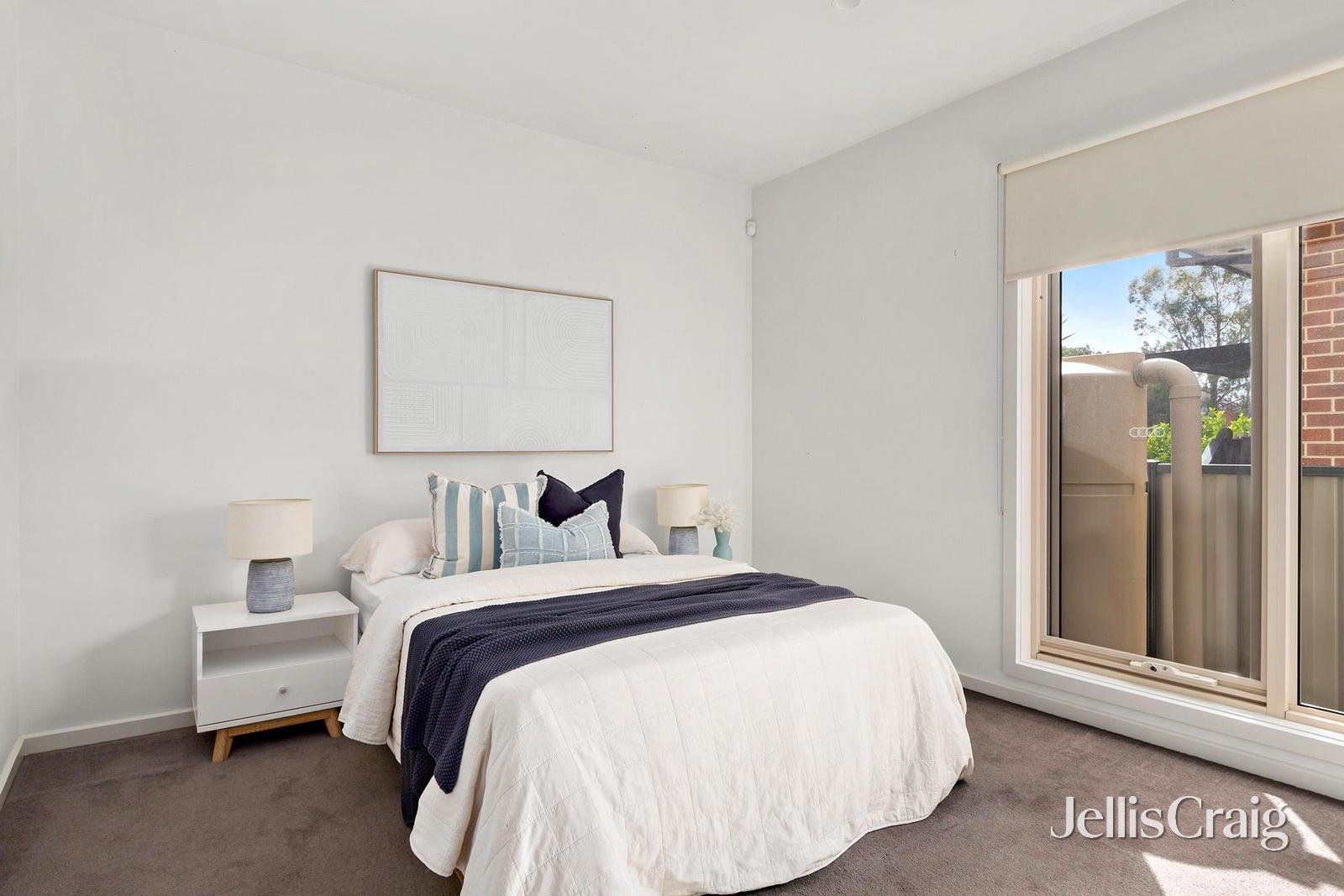 2/5 Donald Avenue, Essendon image 5