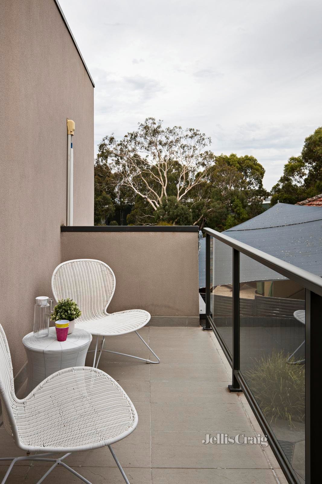 2/5 Edward Court, Ivanhoe image 2