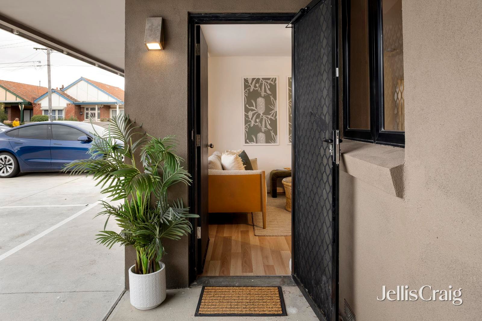 2/5 Emmaline Street, Northcote image 2