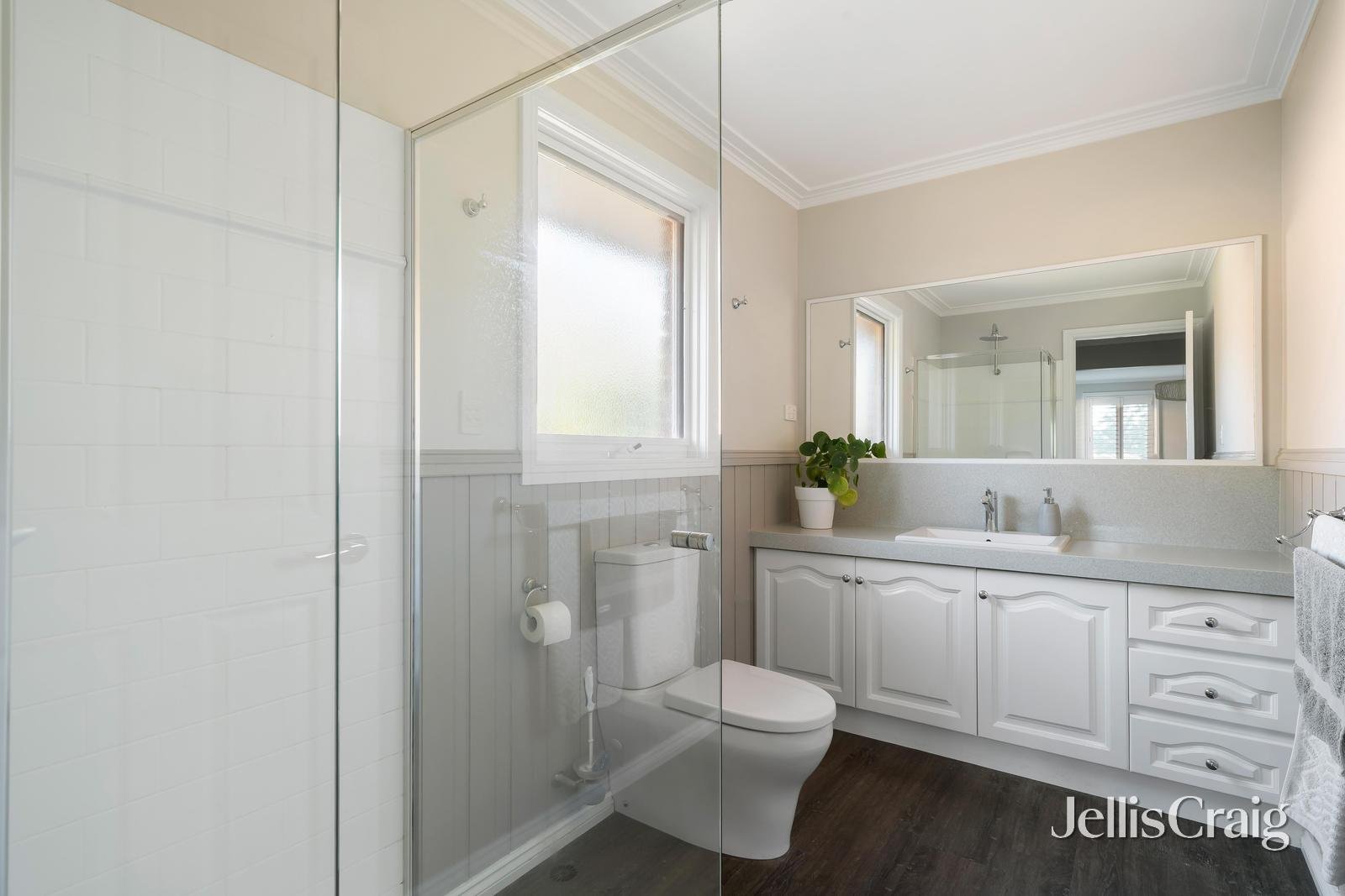 25 Erinne Court, St&nbsp;Helena image 12