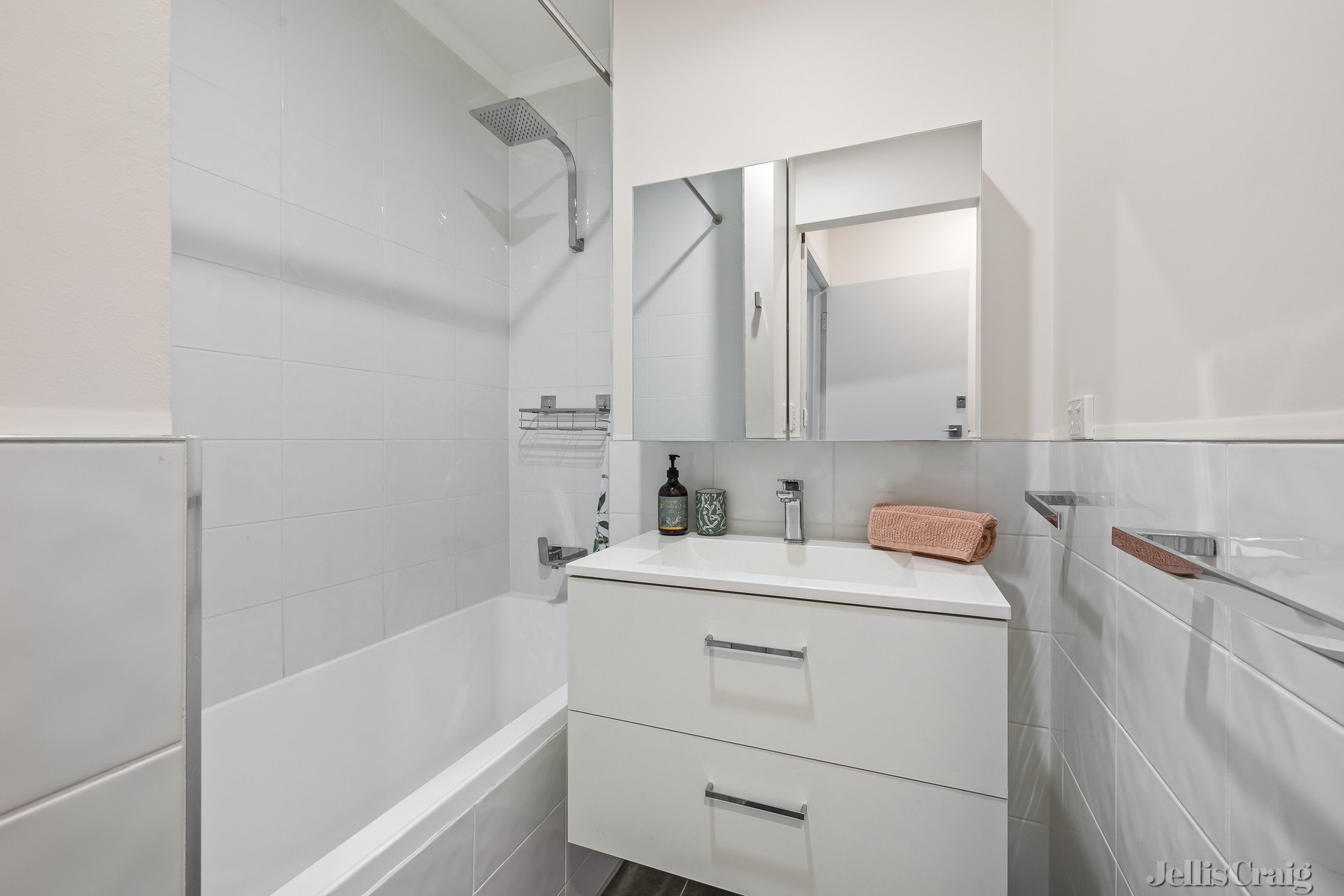 2/5 Evans Street, Fairfield image 10