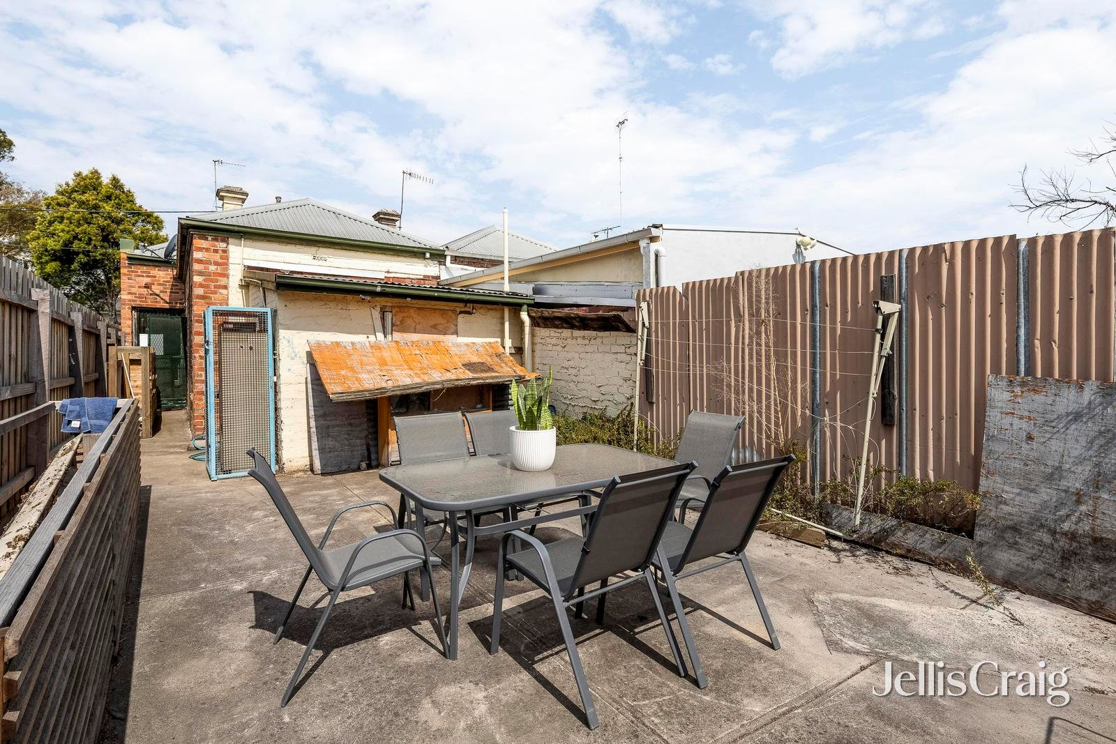 25 Fairchild Street, Abbotsford image 6