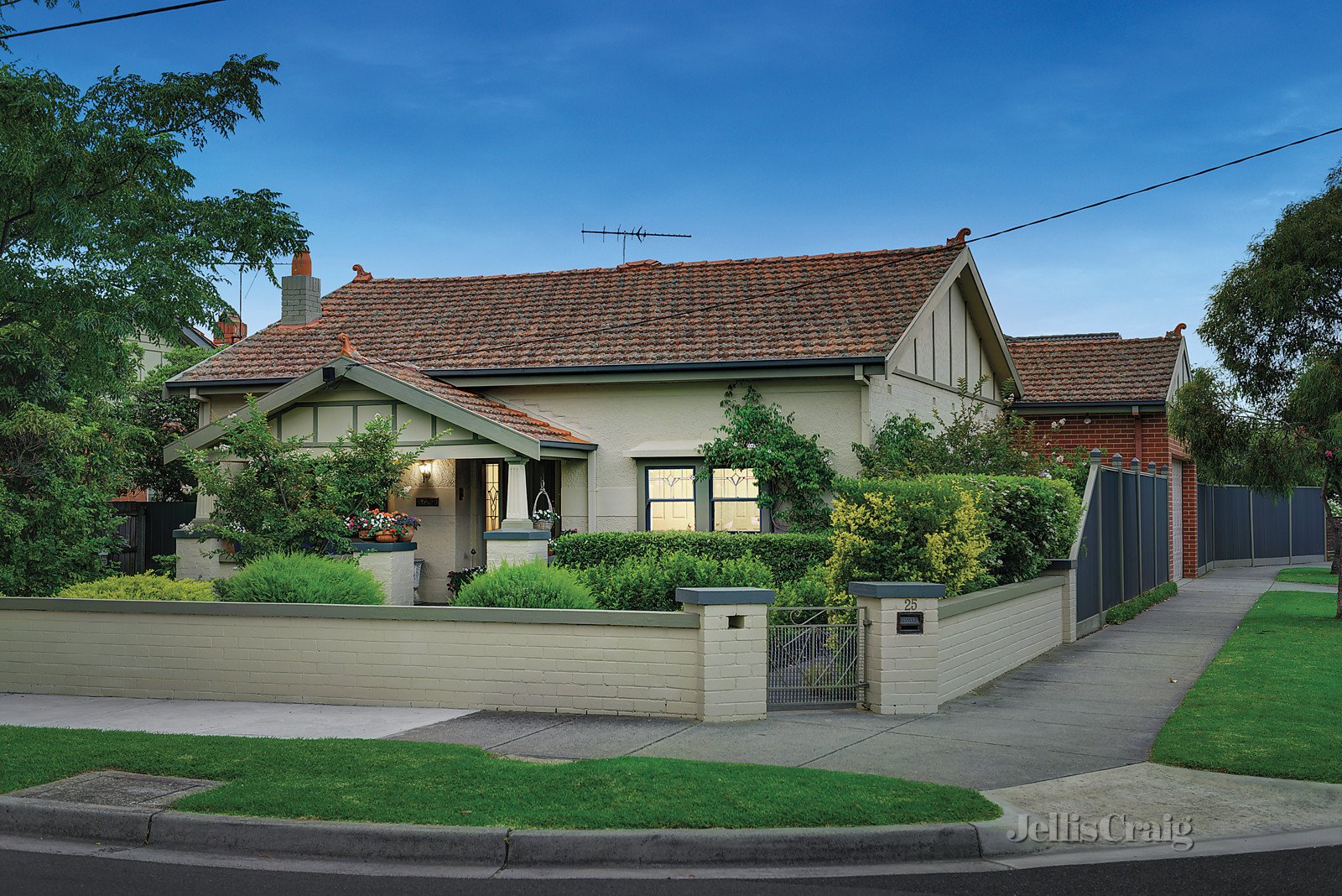 25 Field Street, Mckinnon image 15