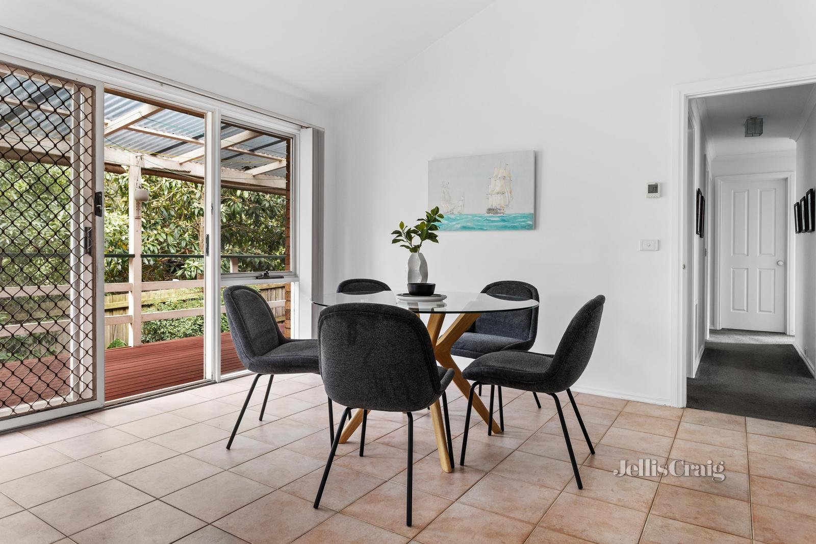 2/5 Flint Street, Eltham image 9