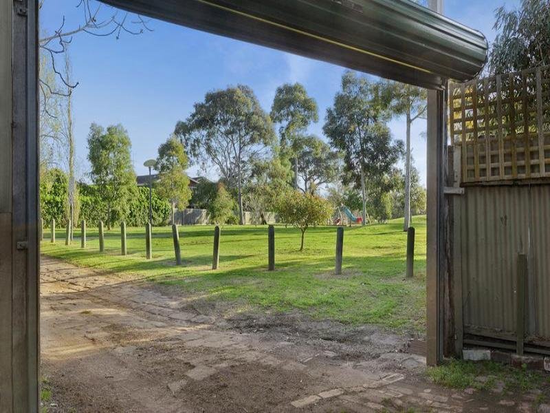25 Foley Street, Kew image 7