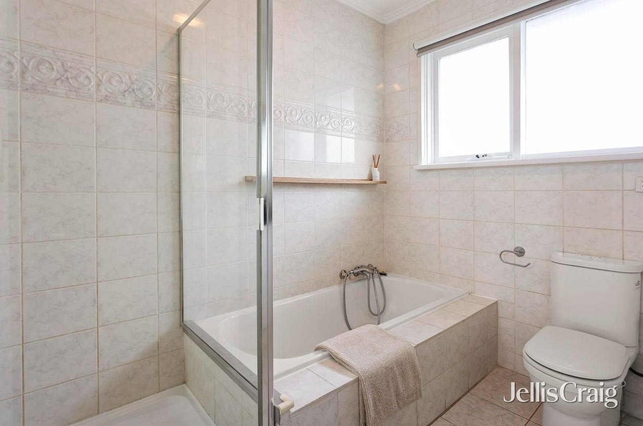 25 Fuller Street, Bulleen image 8