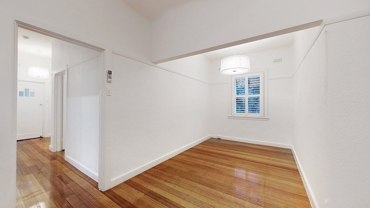 2/5 Glenroy Road, Hawthorn image 3