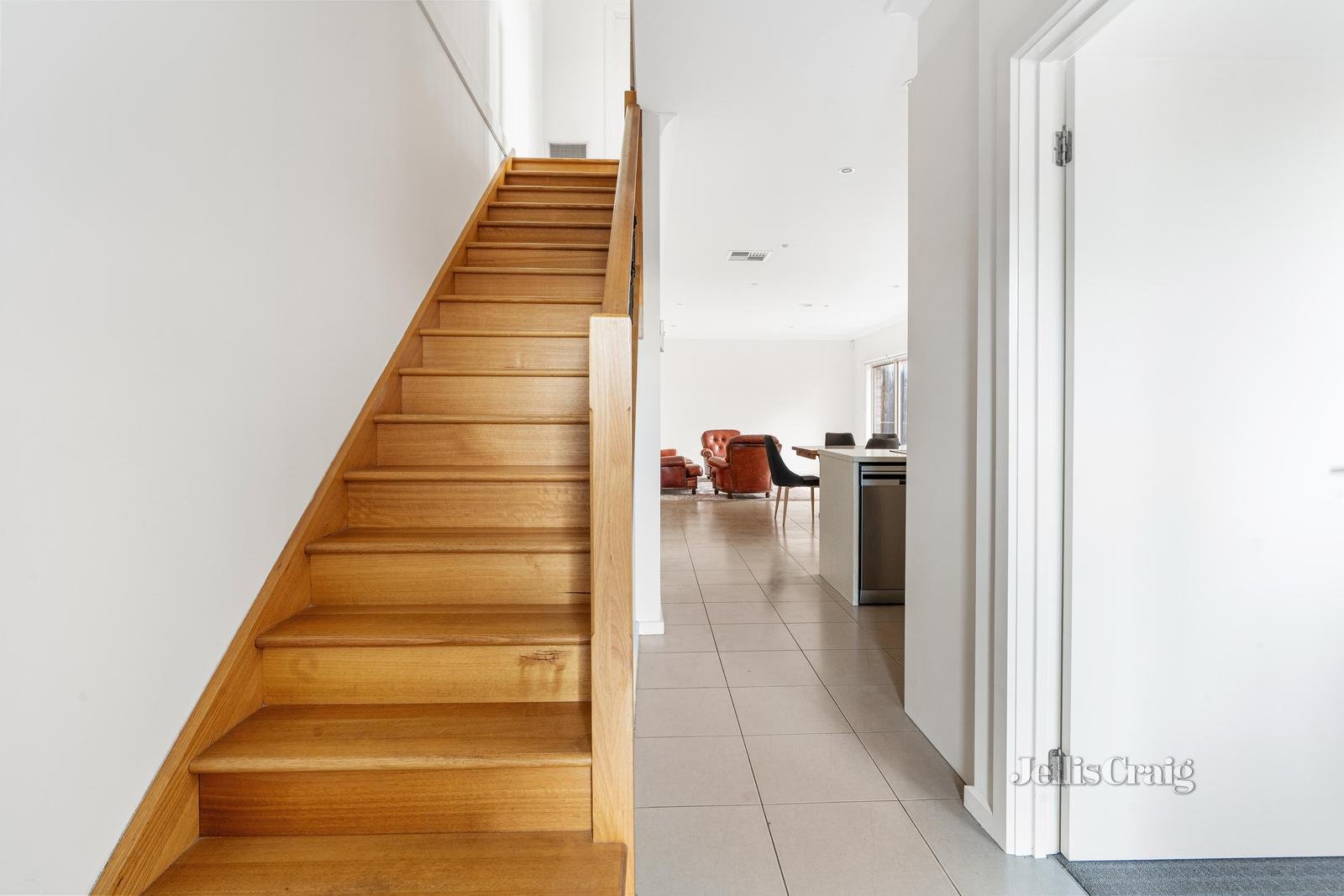 2/5 Grace Street, Watsonia image 9