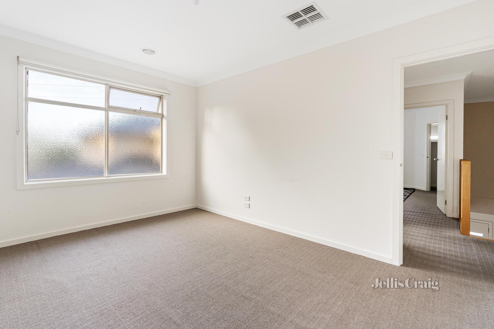 2/5 Grace Street, Watsonia image 12