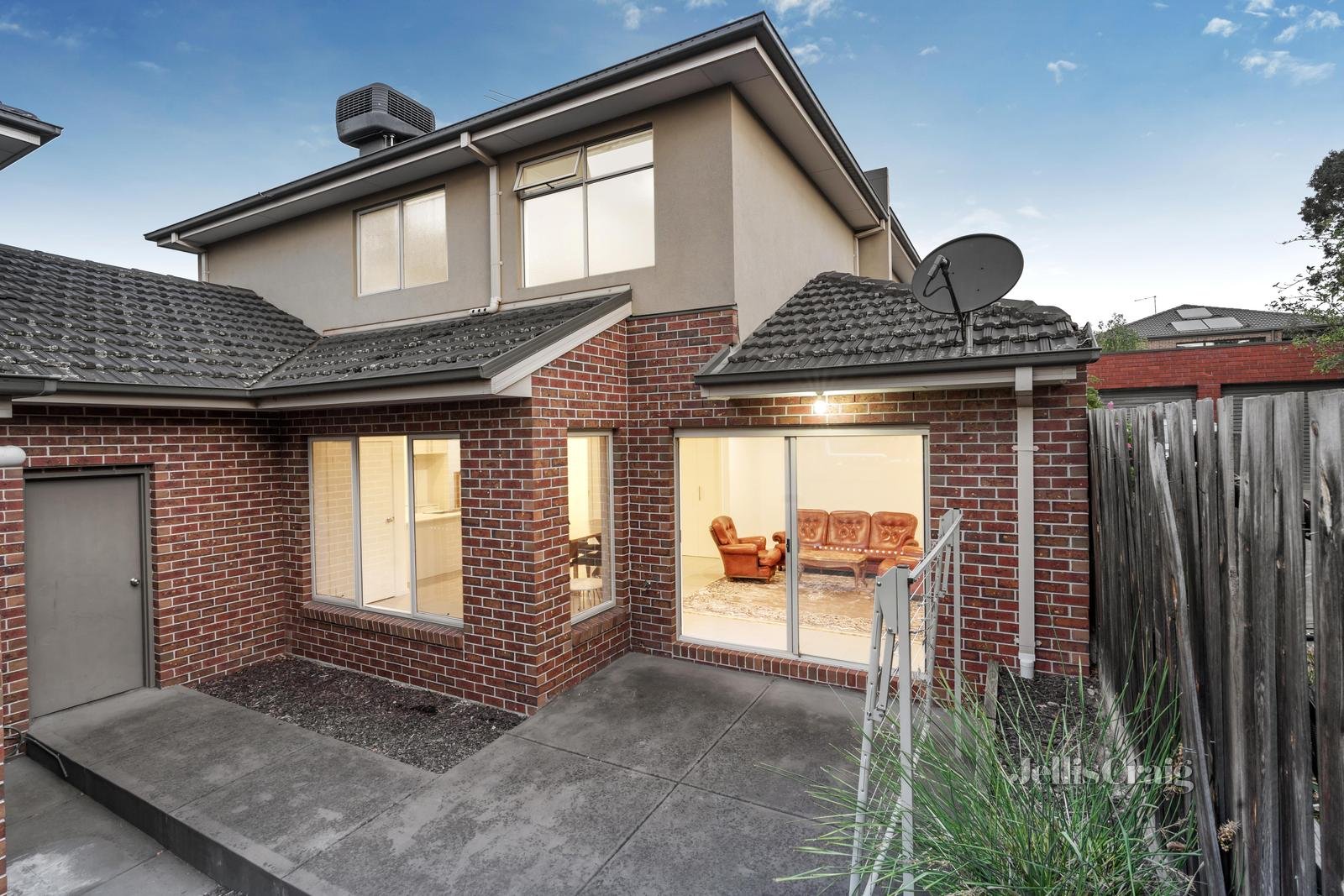 2/5 Grace Street, Watsonia image 13