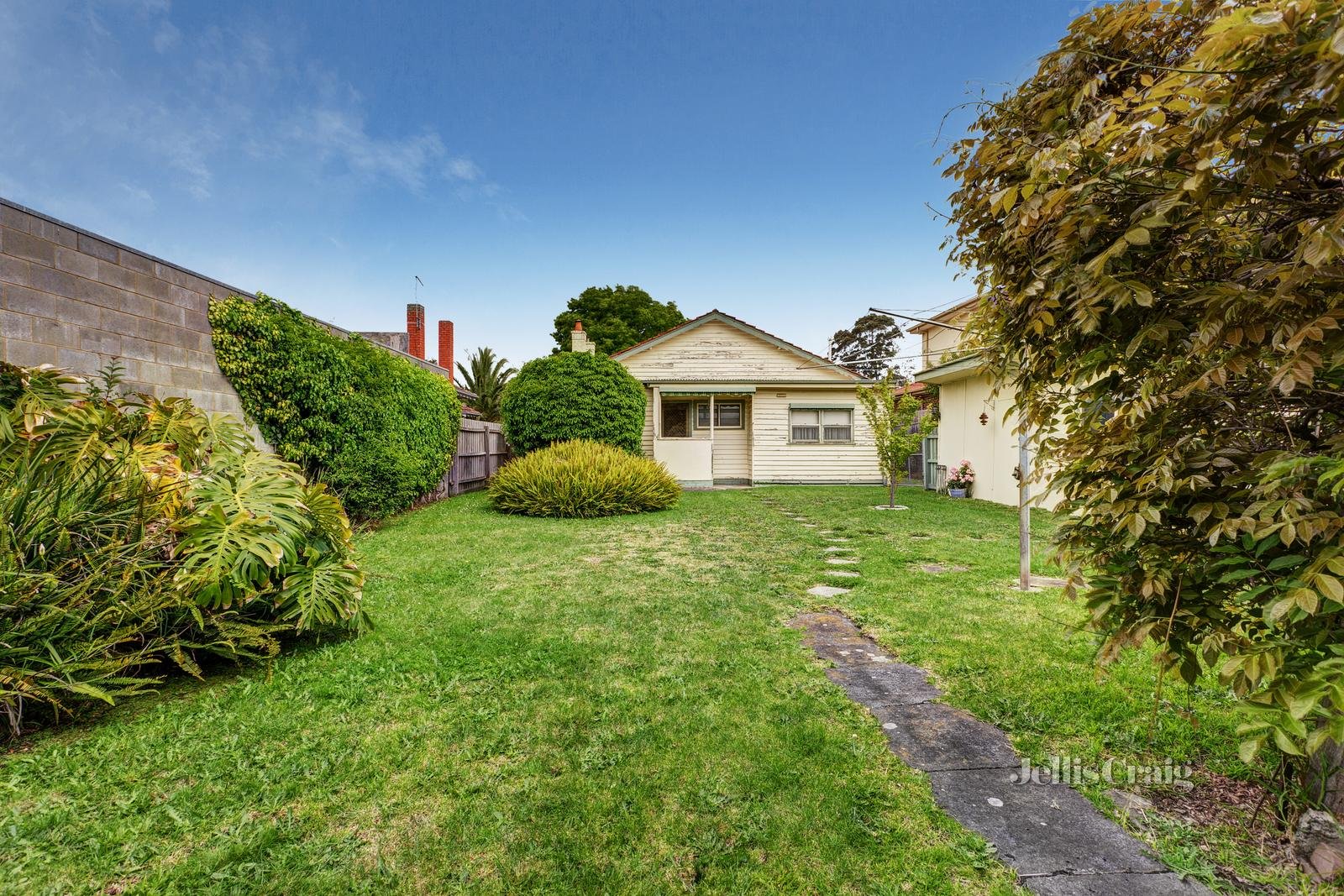 25 Graham Avenue, Mckinnon image 8