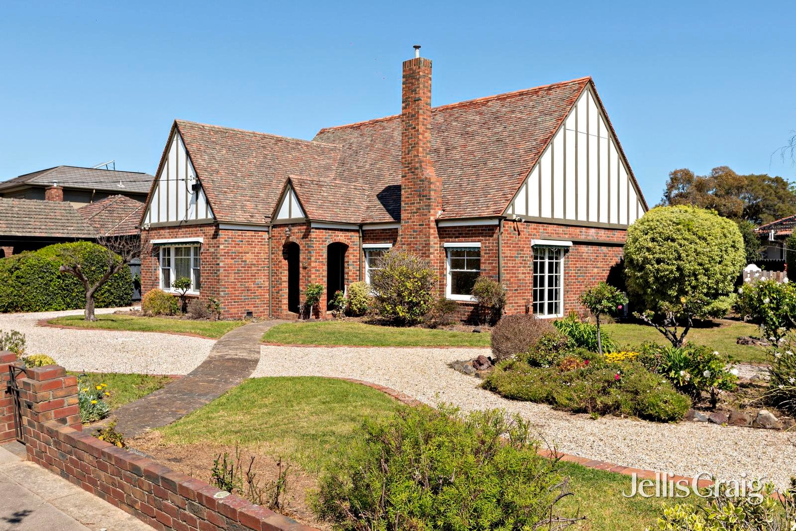 25 Grammar Street, Strathmore image 1