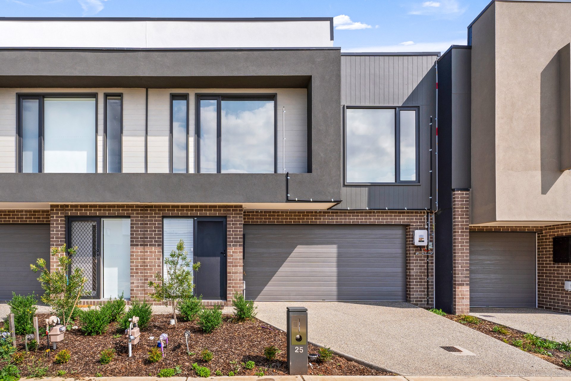 25 Grangehill Mews Wyndham Vale