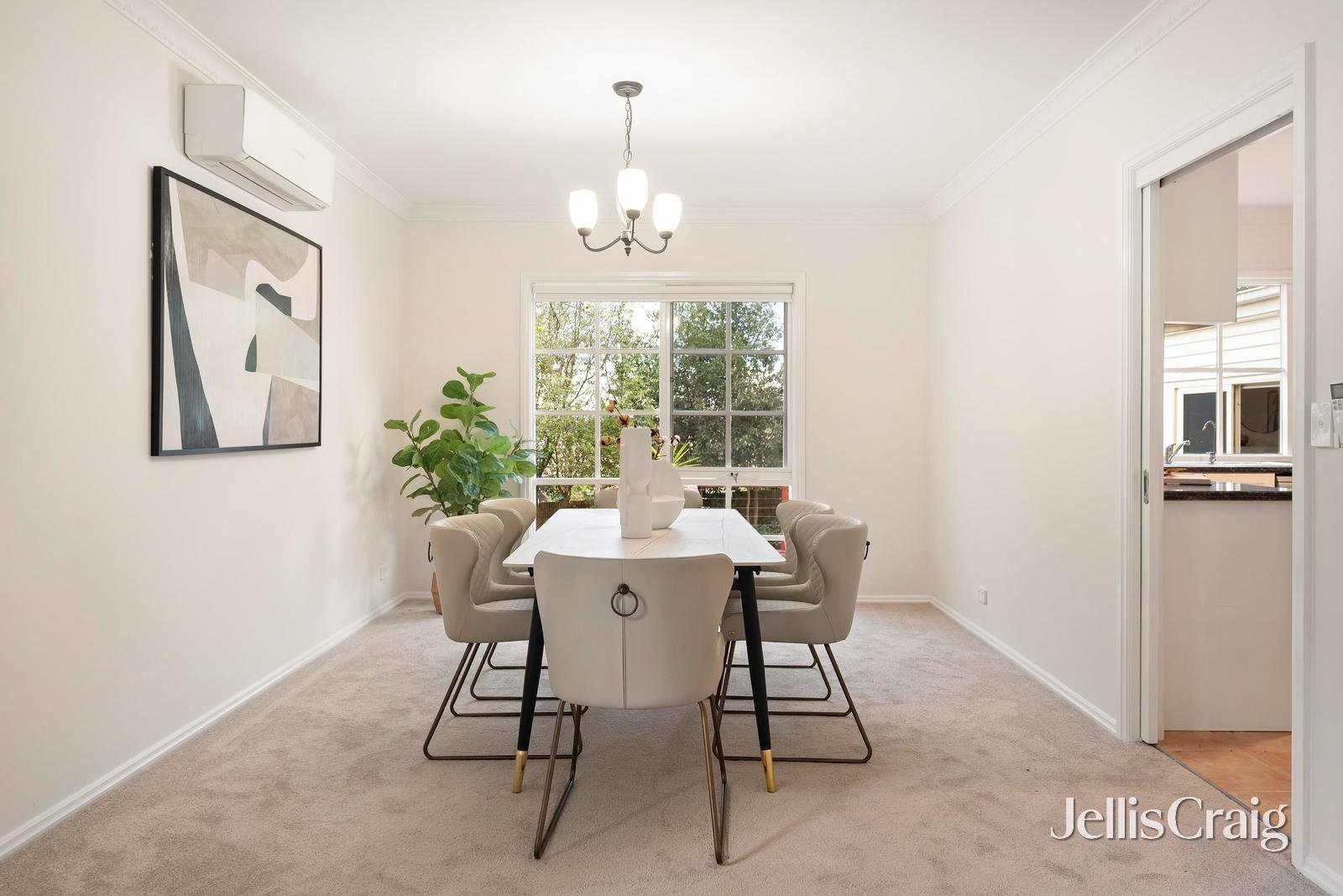 25 Halcyon Court, Doncaster East image 4
