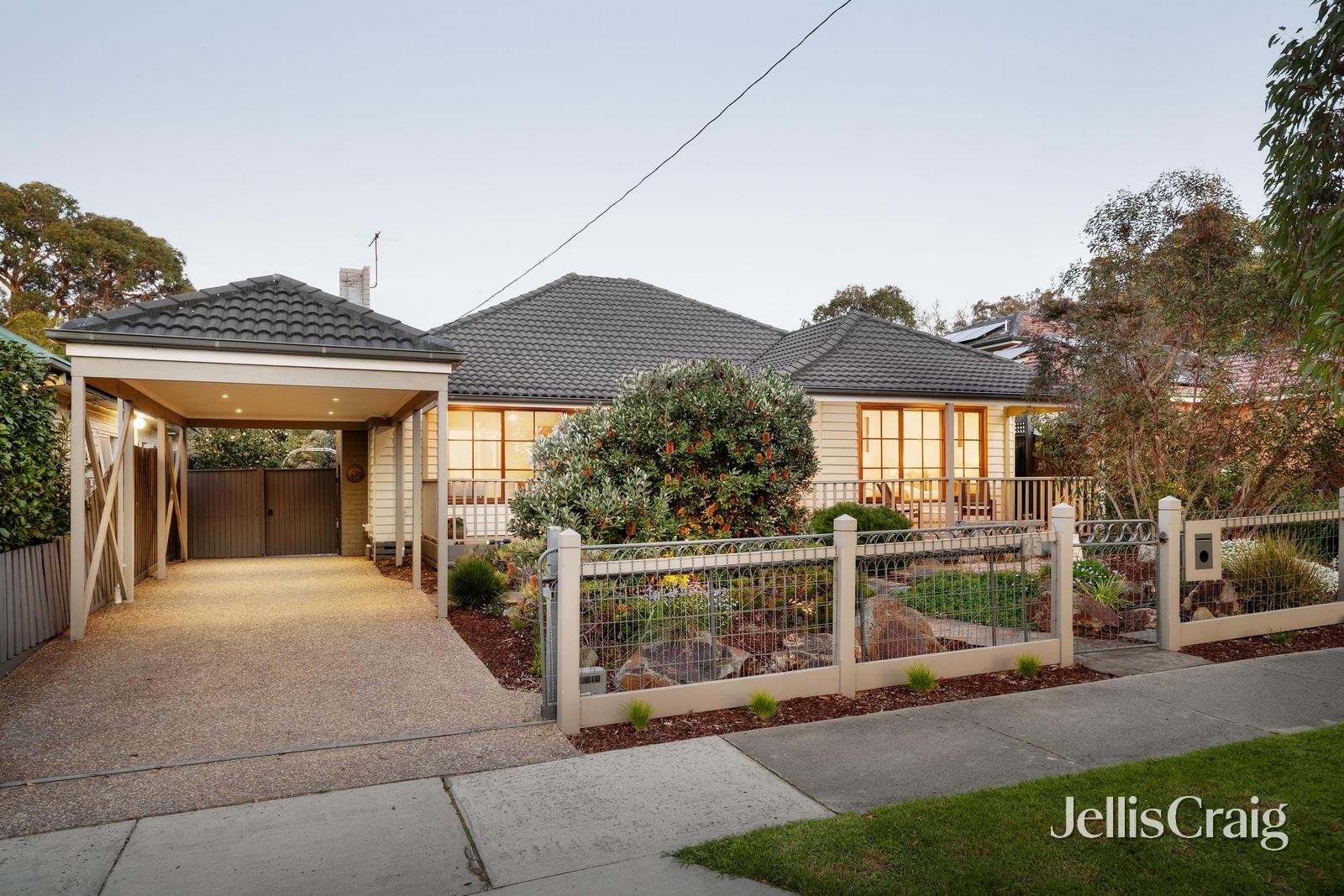25 Haros Avenue, Nunawading image 1