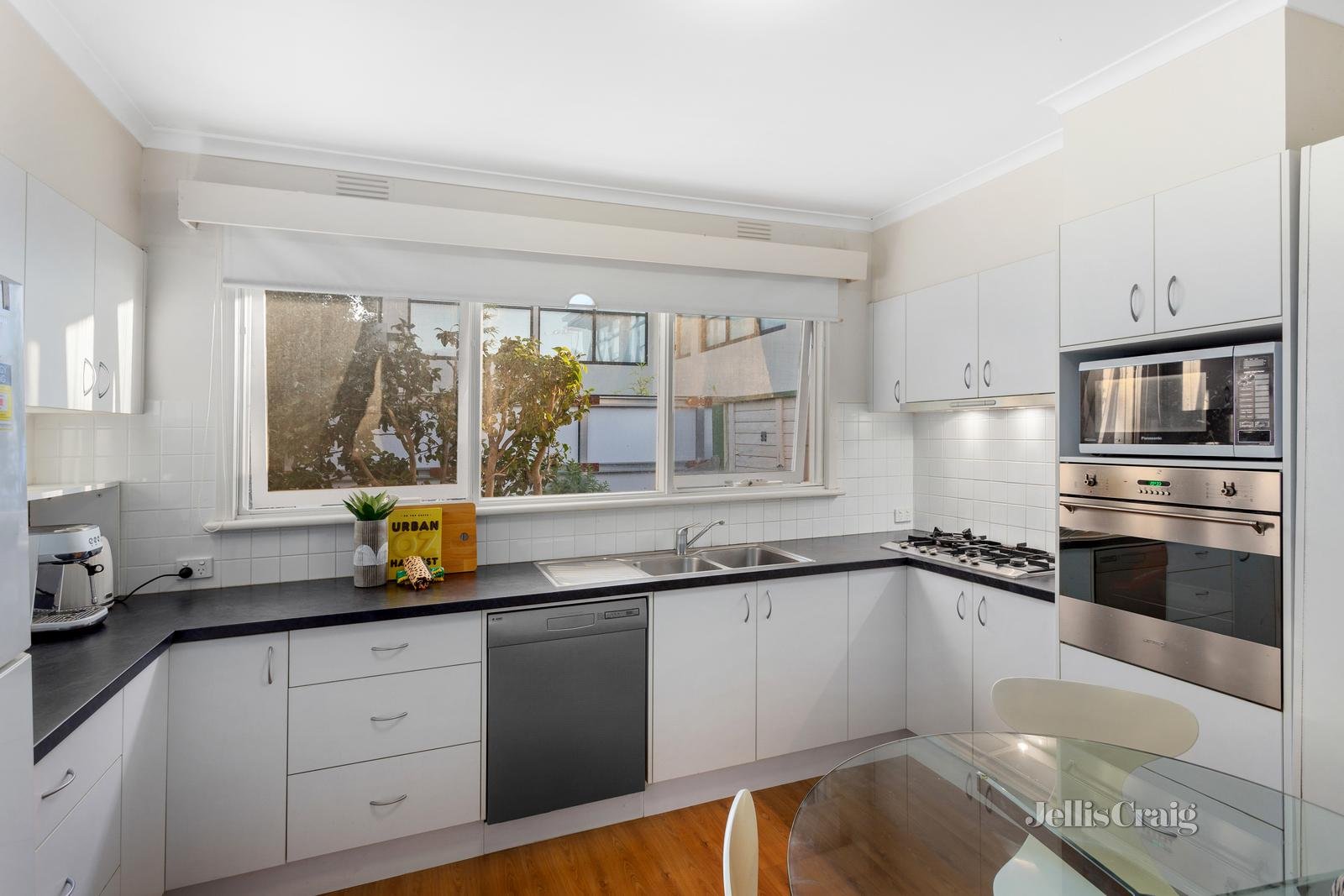 2/5 Hatfield Street, Balwyn North image 7