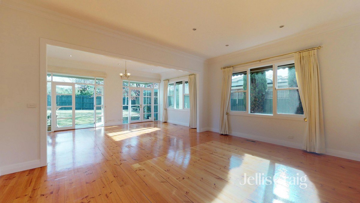 25 Highbury Avenue, Hampton&nbsp;East image 2