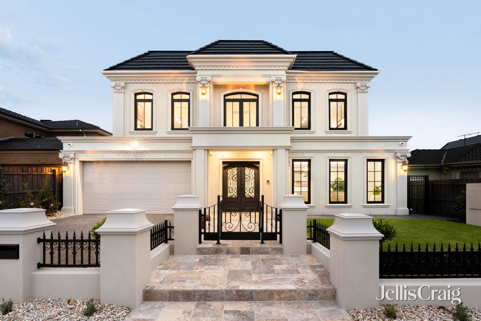 25 Hilton Street, Mount&nbsp;Waverley image 1