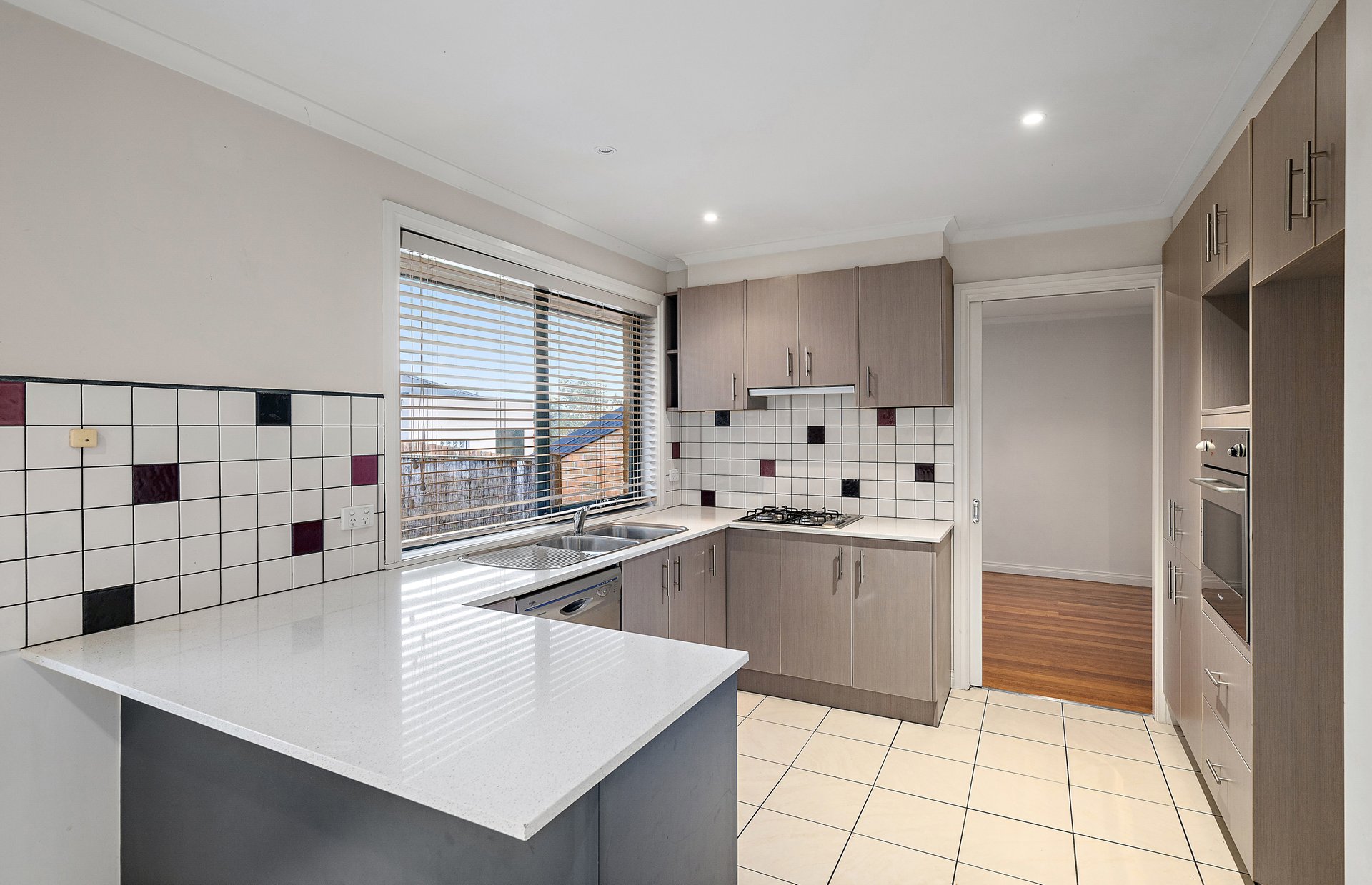 2/5 Humber Road, Croydon North image 3