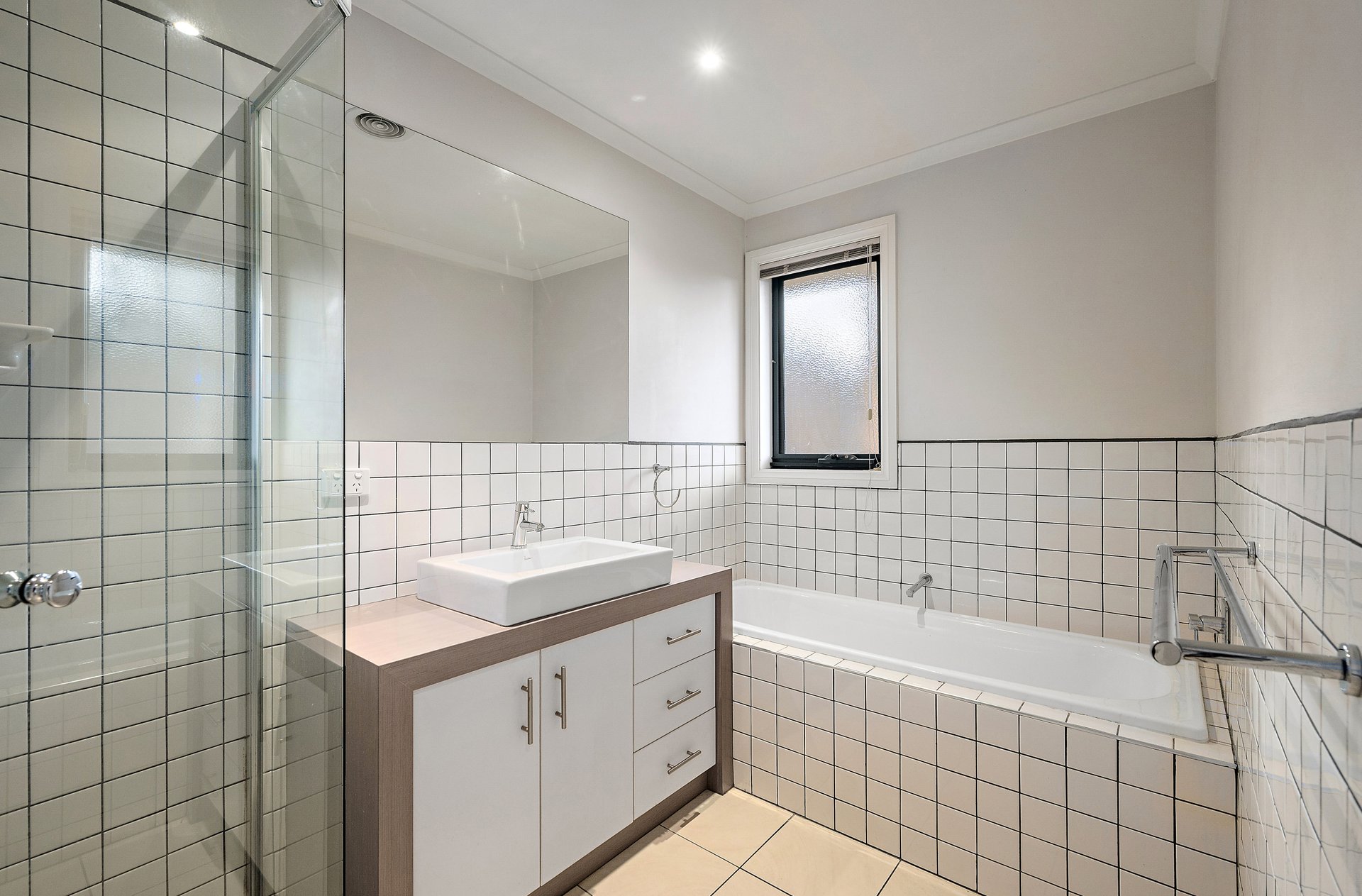 2/5 Humber Road, Croydon North image 8