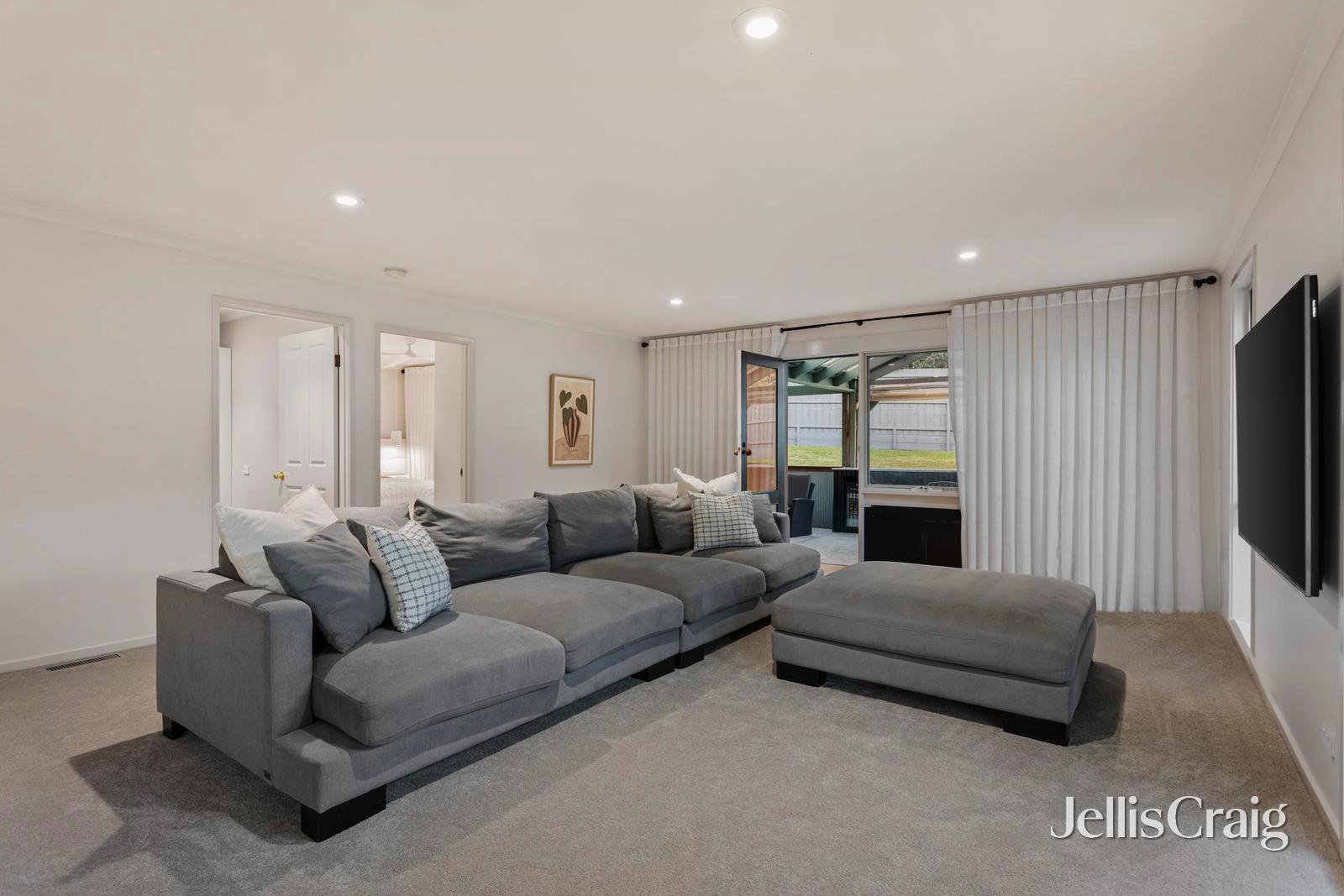 25 Illawara Crescent, Bayswater&nbsp;North image 3