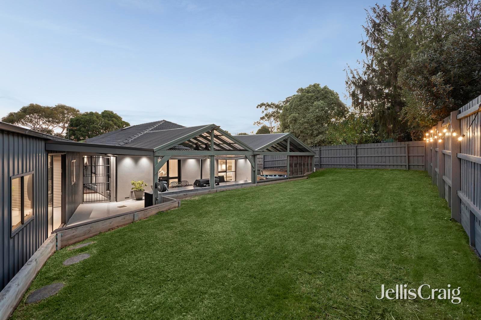 25 Illawara Crescent, Bayswater&nbsp;North image 15