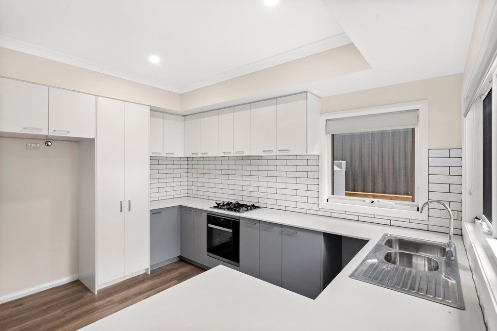2/5 Keats Road, Mooroolbark image 3