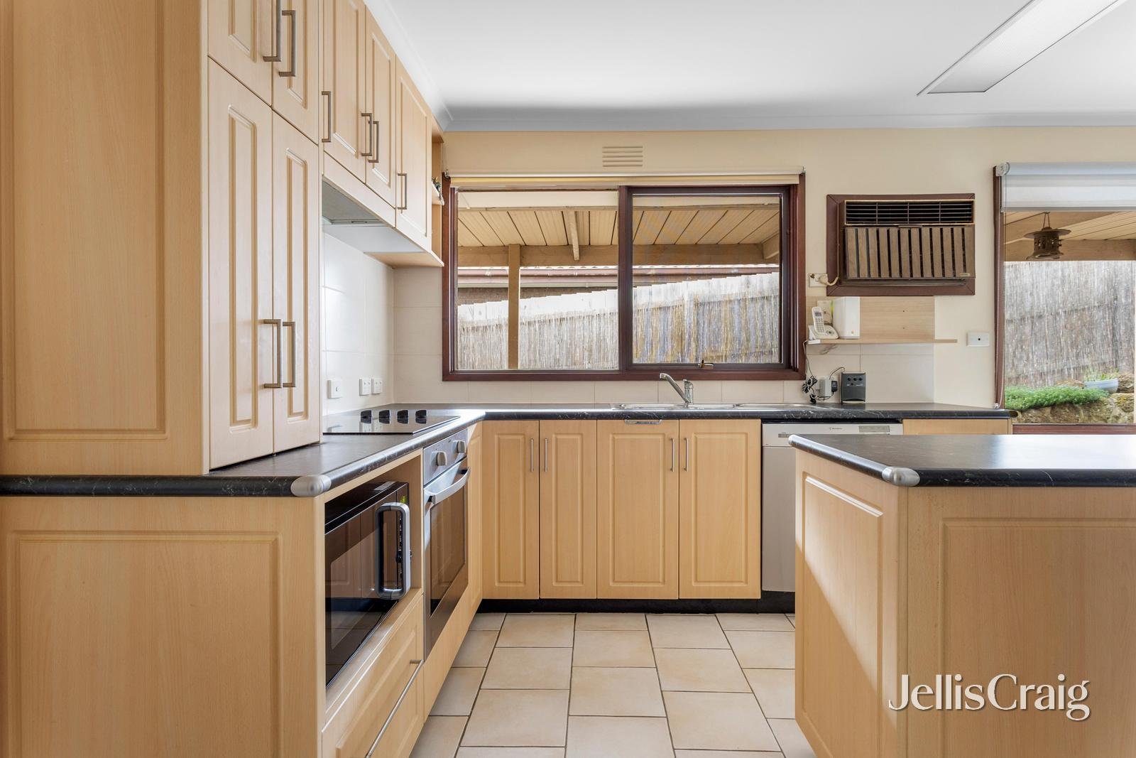 25 Kelly Street, Diamond Creek image 3