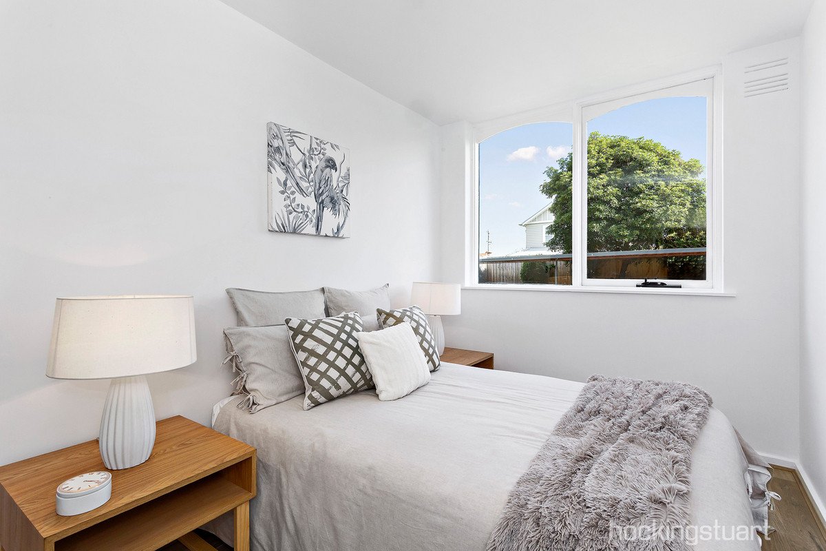 2/5 Kent Road, Box Hill image 6