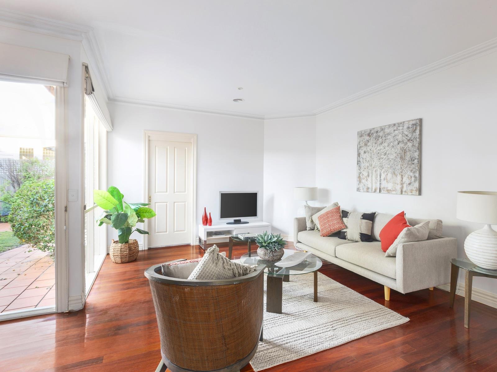 25 Kent Road, Surrey Hills image 3