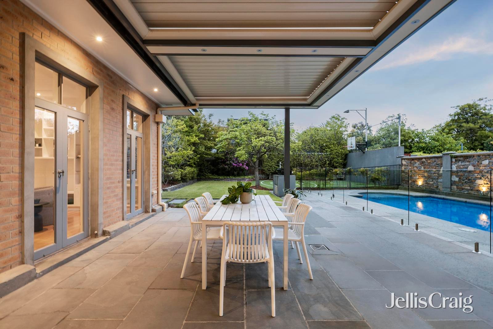 25 Kent Street, Kew image 4