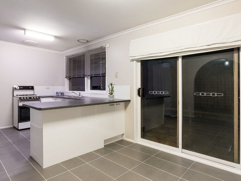 25 Kevin Court, Kilsyth image 5