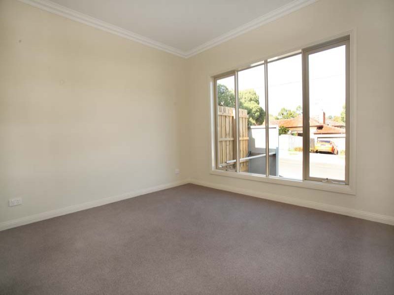 25 Kneale Drive, Box Hill North image 6