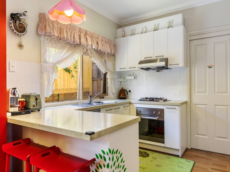 25 Kneale Drive, Box Hill North image 2