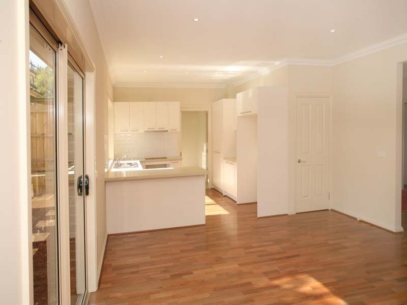 25 Kneale Drive, Box Hill North image 6