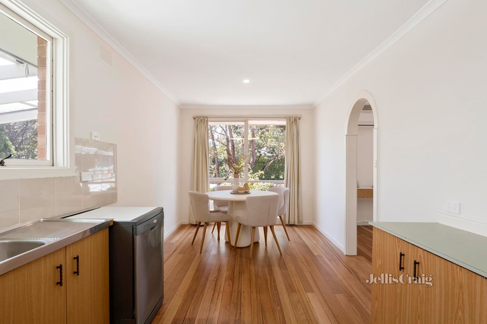 25 Landstrom Quadrant, Kilsyth image 3